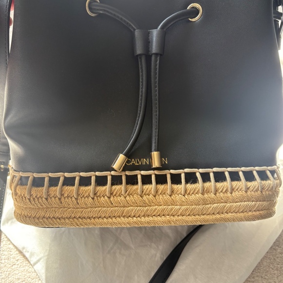 Calvin Klein bucket crossbody - Picture 7 of 8